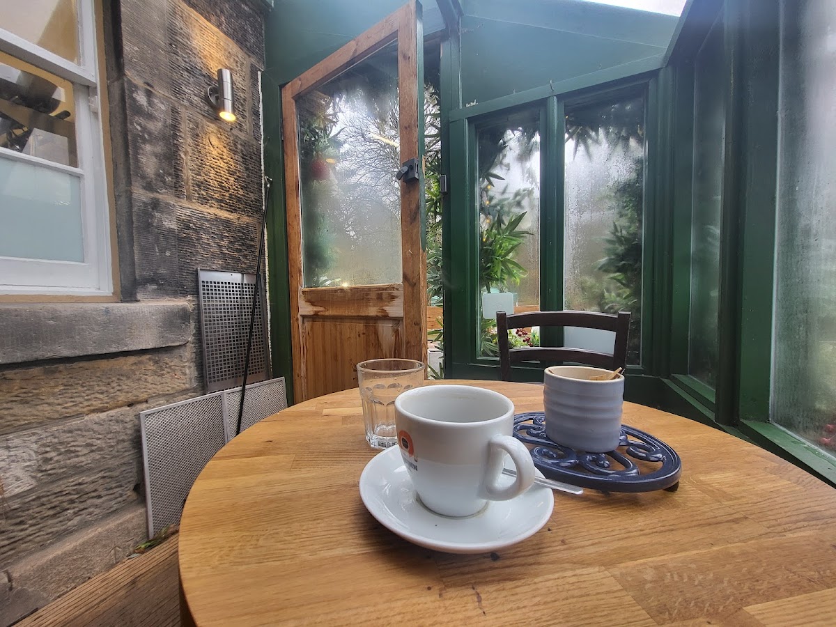 The Lodge Coffee House. Photos 2